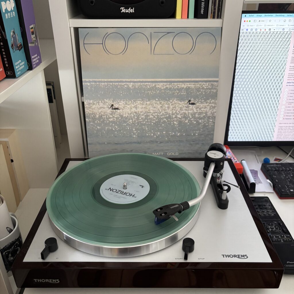 Resavoir matt gold horizon